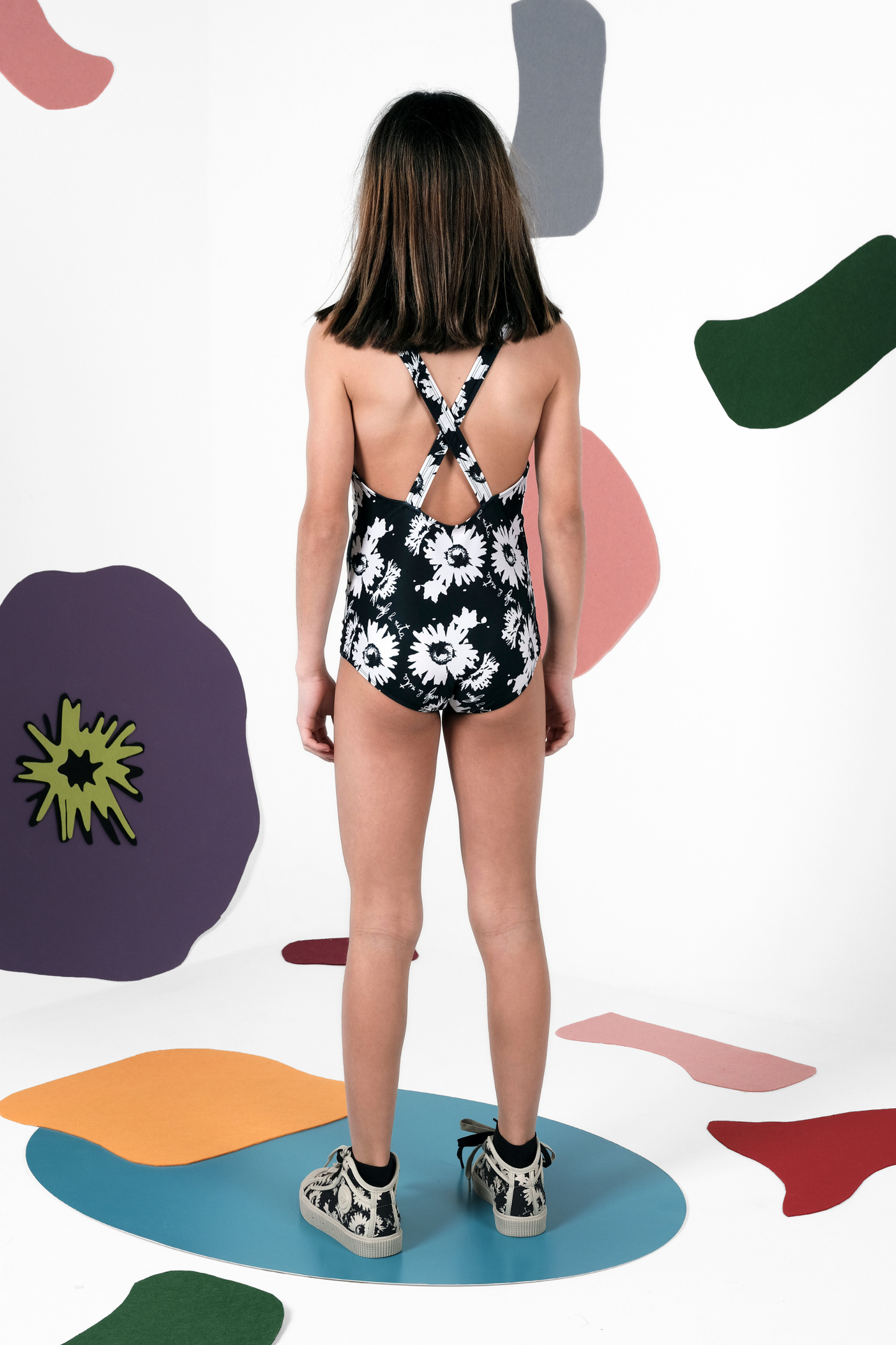 Vera Botanical Black
